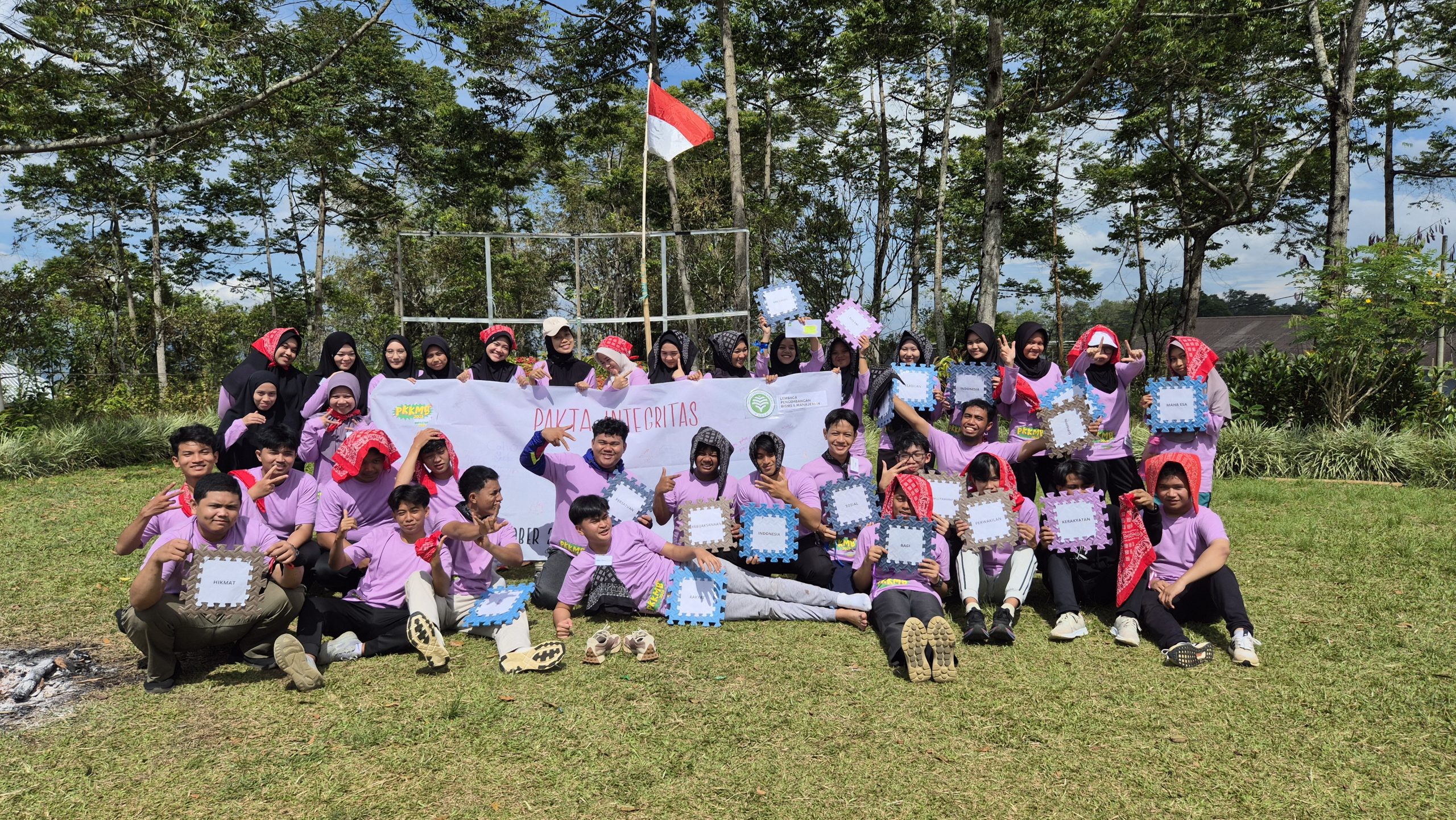 Featured image for “Keseruan Capacity Building dan Outbound Mahasiswa Baru 2025 di Institut Teknologi dan Bisnis Kalla”