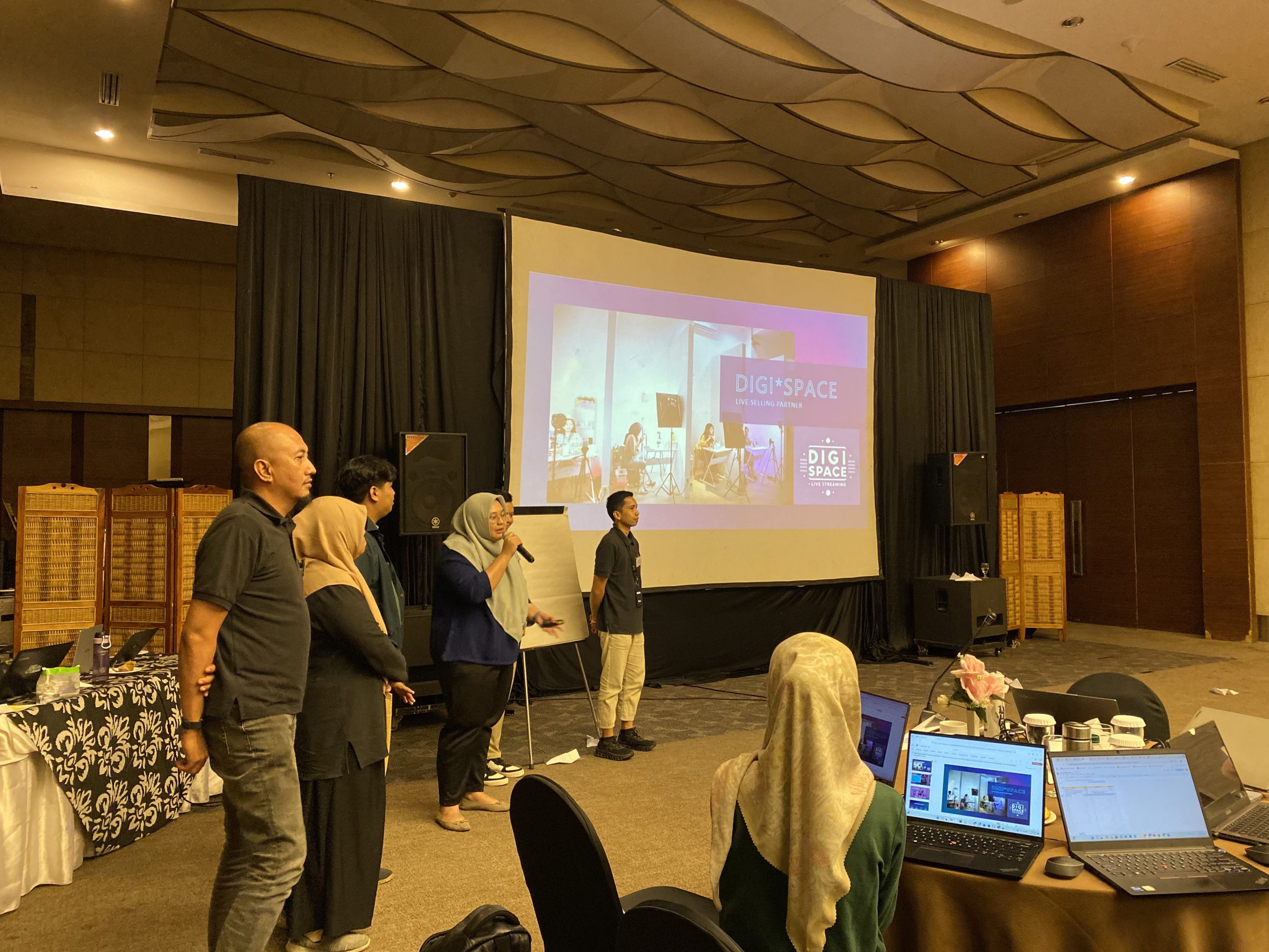 Featured image for “Dari Budaya Toxic ke Budaya Fully Engaged: Saatnya Organisasi Lebih Manusiawi”