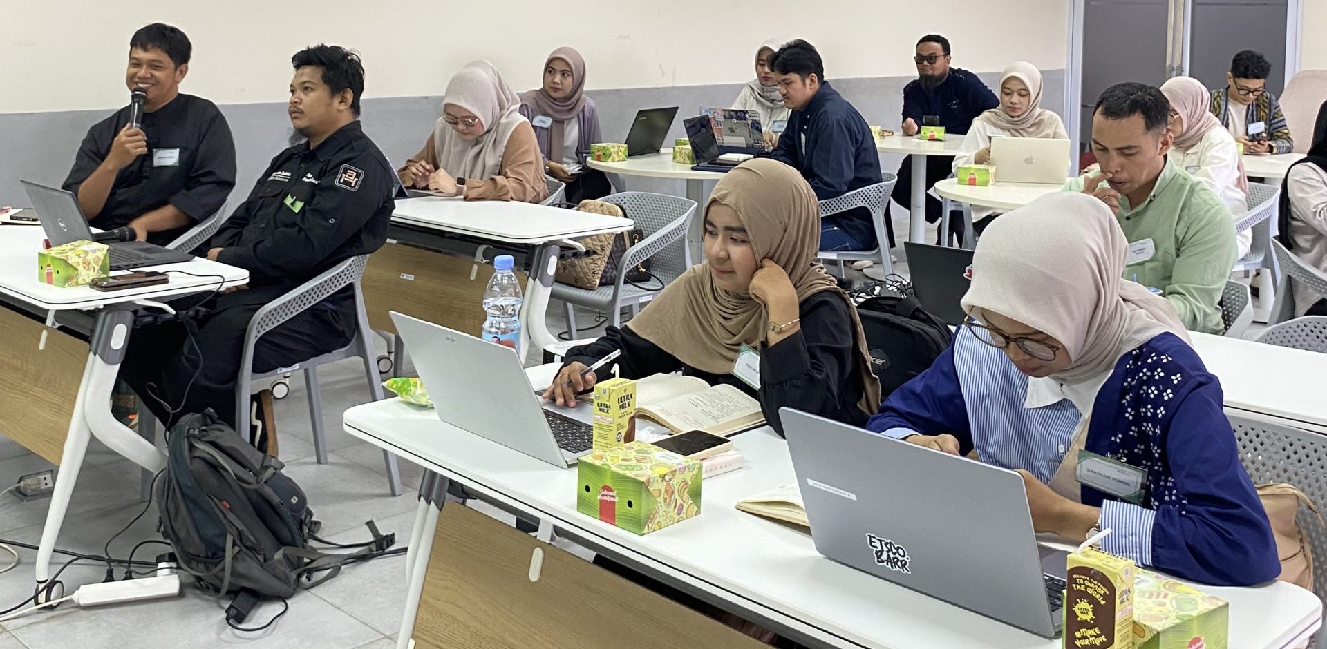 Featured image for “HR Strategy for 2026: Membangun SDM Siap Tumbuh di Era Perubahan”